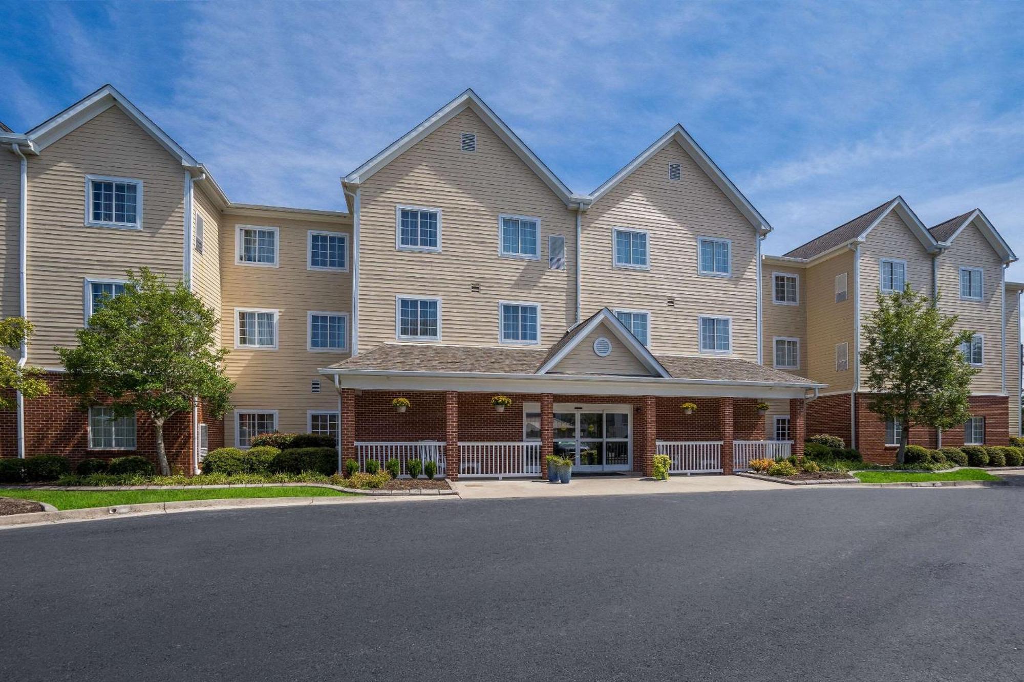 Mainstay Suites Wilmington - University Area Exterior photo