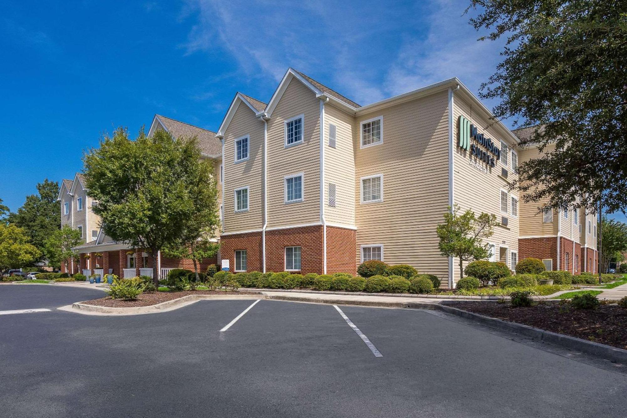 Mainstay Suites Wilmington - University Area Exterior photo